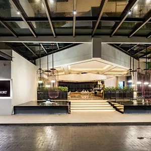 Station touristique Doubletree By Hilton Penang, Batu Ferringhi