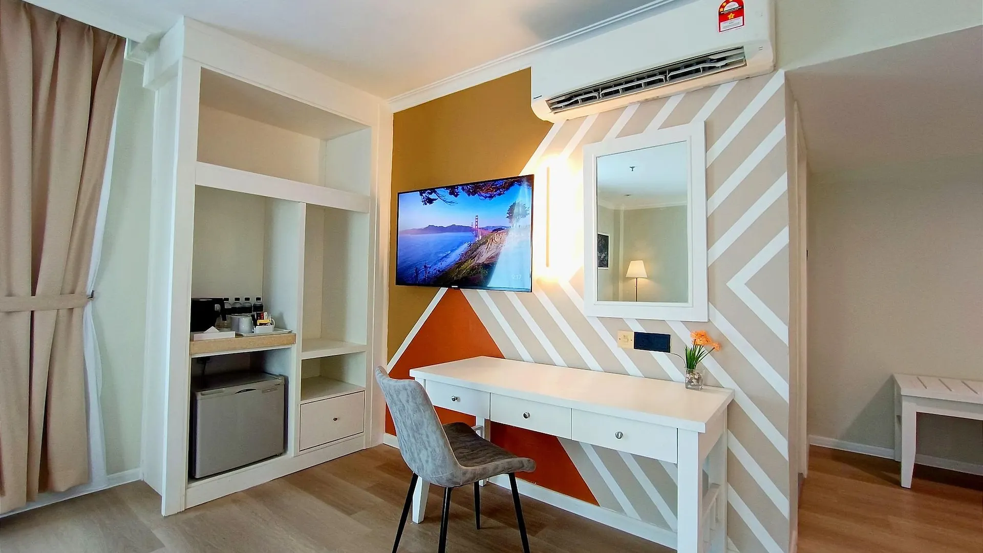 *** Hotell Raia Inn Penang Bayan Lepas Malaysia