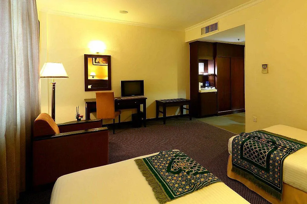 Raia Inn Penang Bayan Lepas 3*,