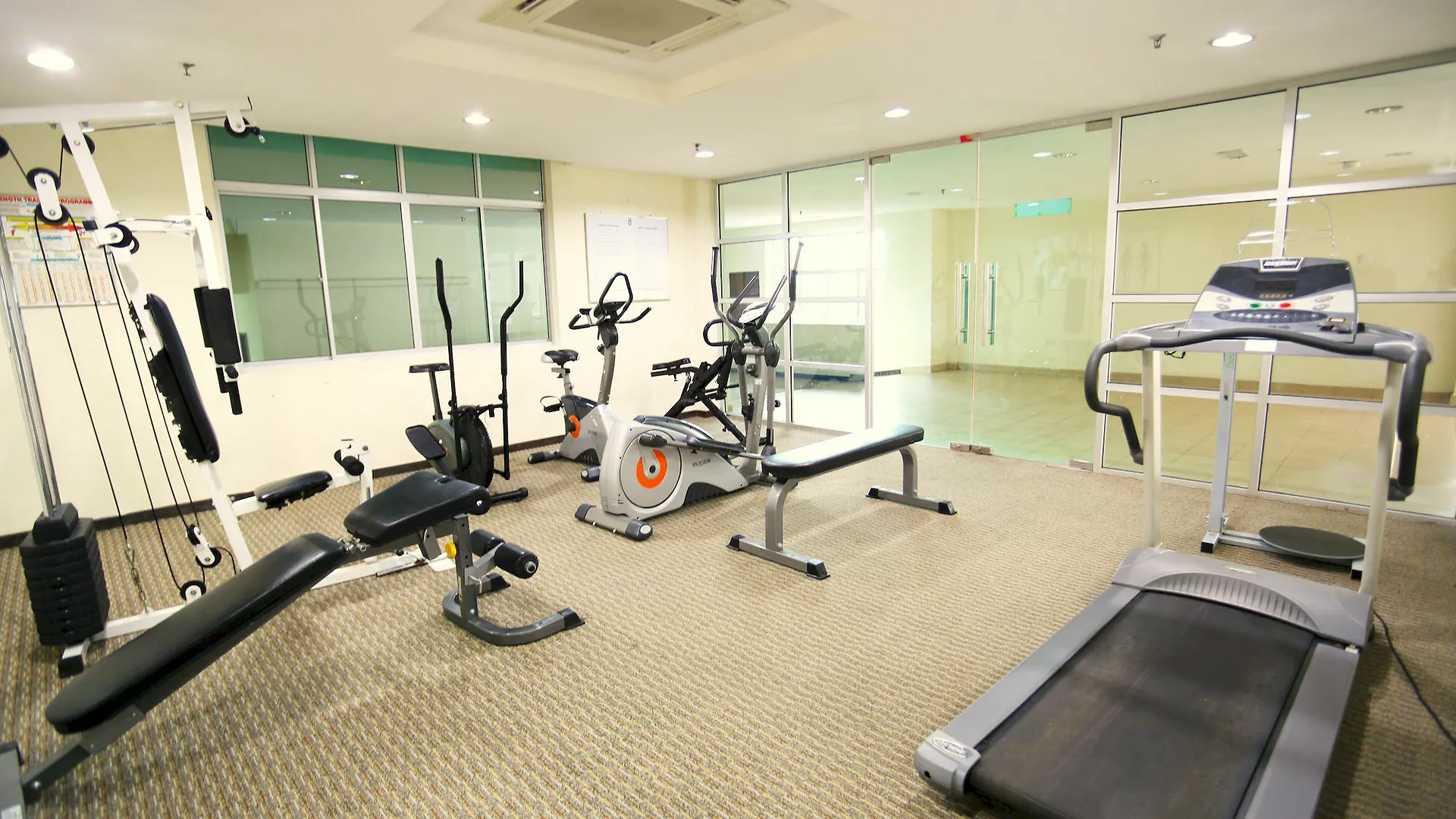 Raia Inn Penang Bayan Lepas 3*,